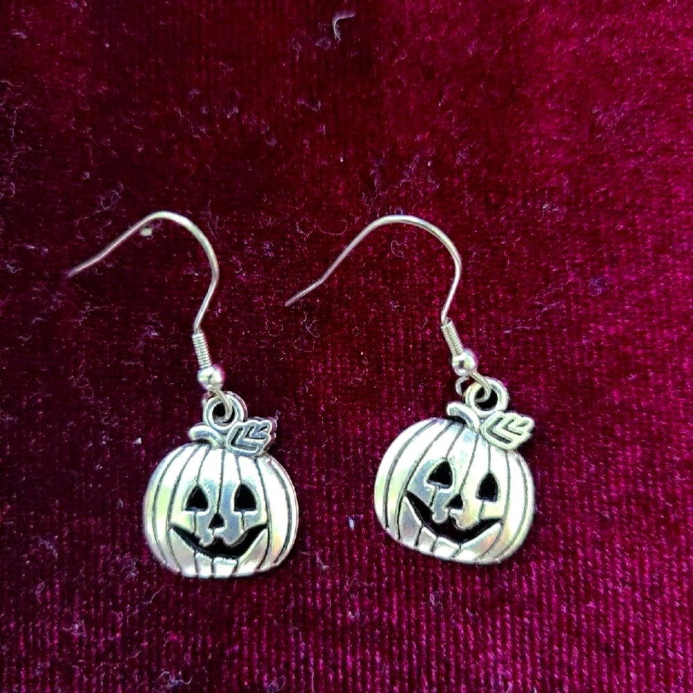 Pumpkin earrings Halloween Gothic bat haunted